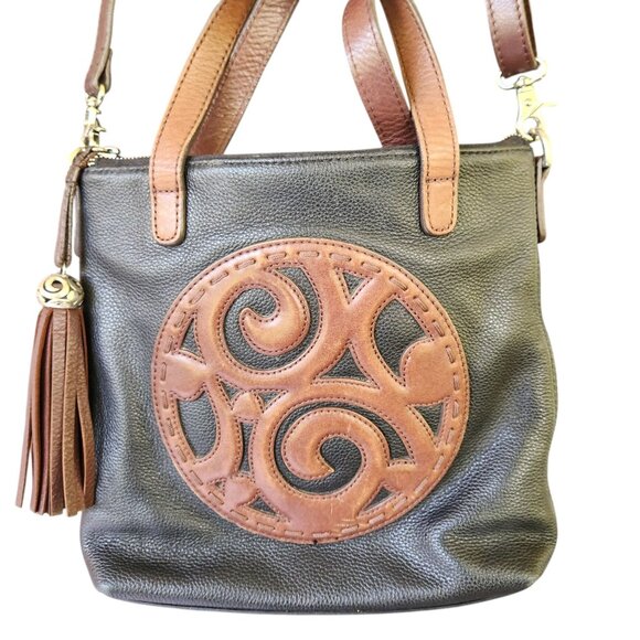 Brighton Kensington London Groove Medallion Crossbody Bag Black & Brown Leather - Picture 3 of 14